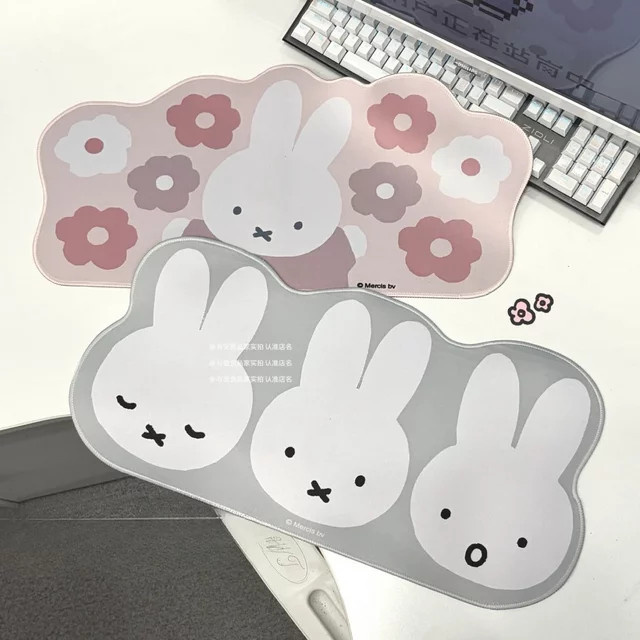 Miffy Niedriges Mauspad mit Cartoon-Design als Schreibtischunterlage für Büro und Schule - Bild 1