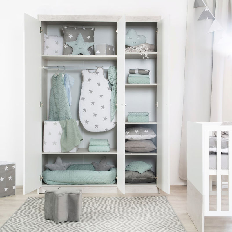 Roba Kleiderschrank Julia 3-türig weiß und Eiche mit Kleiderstange und Regalböden B/T/H: 131 x 52 x 190 cm - Bild 2
