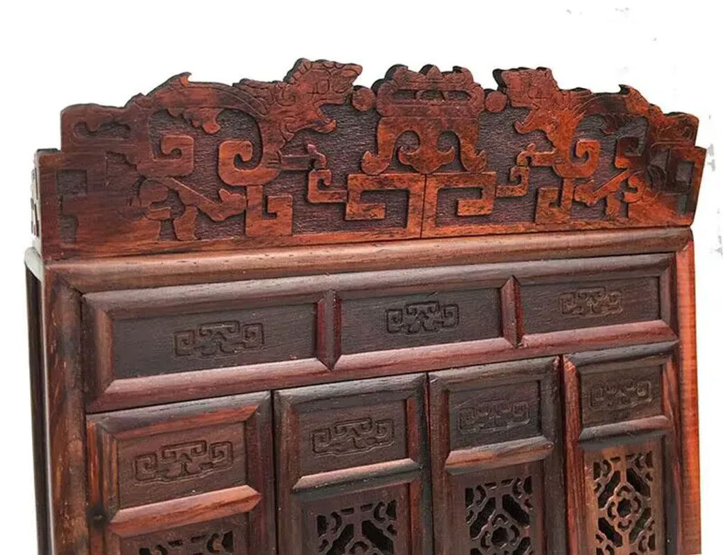 Orientalischer Buddha-Altar Butsudan Schrein aus Holz in Braun als tragbare Zen-Gebetsdekoration - Bild 4