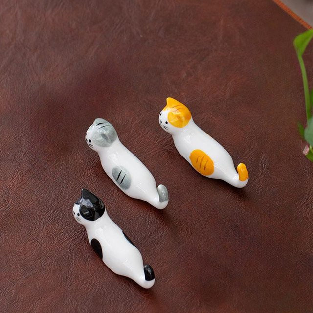 3er-Set Keramik-Glückskatzen-Figuren von Kitchen Goods-YULIN-002 zur Dekoration für Wohnzimmer und Büro, B/T/H: 7,5 x 7,5 x 7,5 cm - Bild 1
