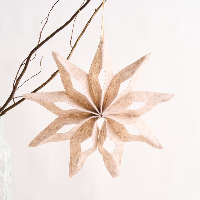 Papier Dekohänger Stern von BLUME2000 in Taupe für deine Weihnachtsdeko - Bild 1