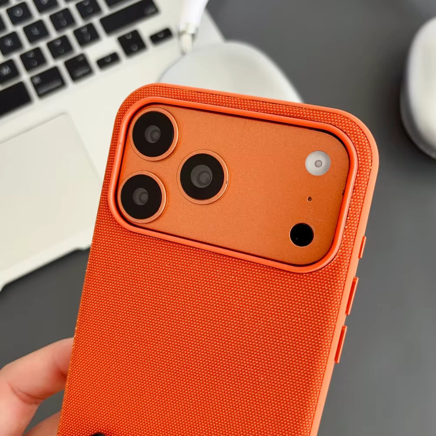 Apple Gewebte Schutzhülle mit MagSafe für iPhone 17 Pro Max, 16, 15, 14 in Grün und Orange - Bild 1