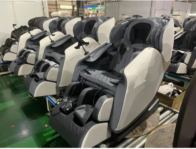 FULANG Nullgravitations-Massagesessel Raumkapsel mit Ganzkörper-Massage, Heizung und Smart-Funktion, Farbe: Grau/Weiß, Material: Kunstleder - Bild 1